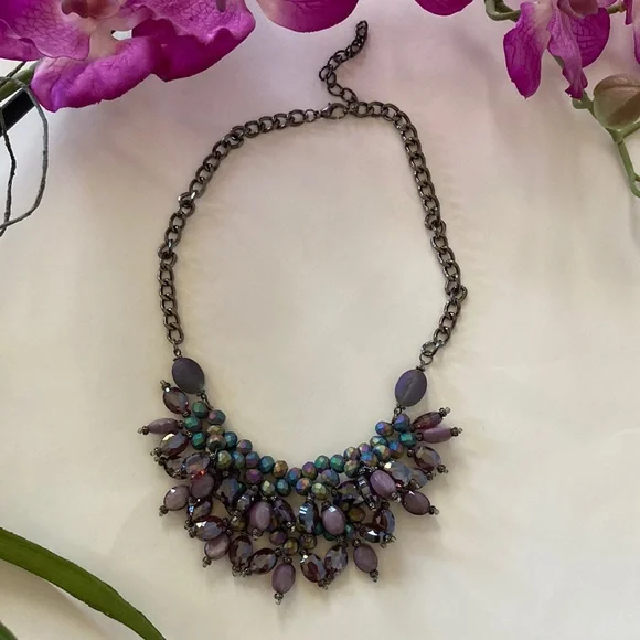 Purple Beaded Statement Necklace - Picture 4 of 10